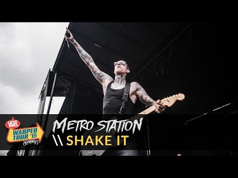 Metro Station - Shake It (Live 2015 Vans Warped Tour)
