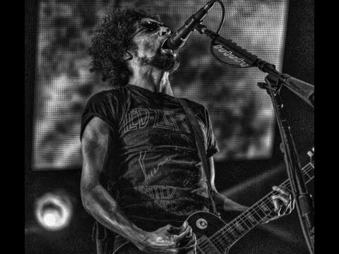 Alice in Chains - "Phantom Limb" (First Live Performance)