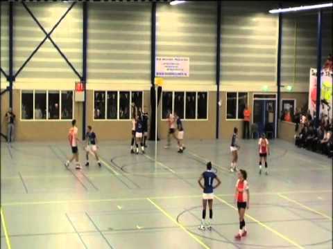 27-11-2013 OVVO/De Kroon 1 - TOP/Justlease.nl 1 (doelpunten)