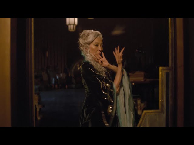 Oz Writes a New Chapter