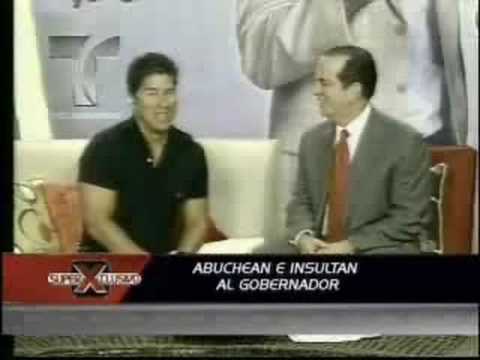 Abuchean y Le Gritan Inepto,Pillo Aníbal Acevedo Vila