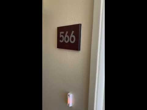 Top floor one bedroom apartment home in Downtown, Los Angeles