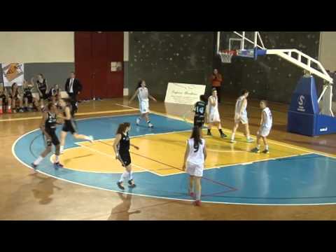 DEPORTES. BALONCESTO FEMENINO PABELLÓN