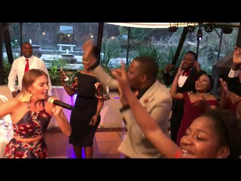 Tafadzwa and Patience Wedding - Gemma Griffiths Mugarden Dance
