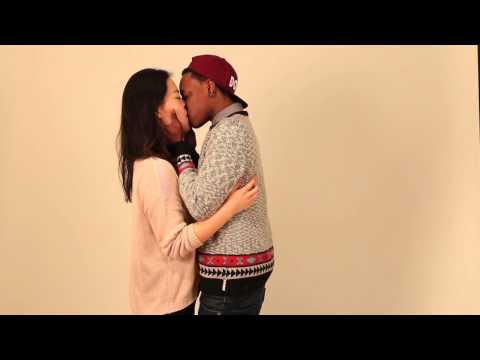 Video s bozkávajúcími sa pármi bolo podvrh! Pozri, ako vyzerá realita!