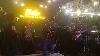 Download lagu main belakang album koes plus vol9 by andy arek three plus mp3