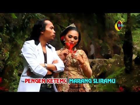 Arya Satria Feat. Eka Kebumen - Kangen Aku Kangen | Dangdut (Official Music Video)