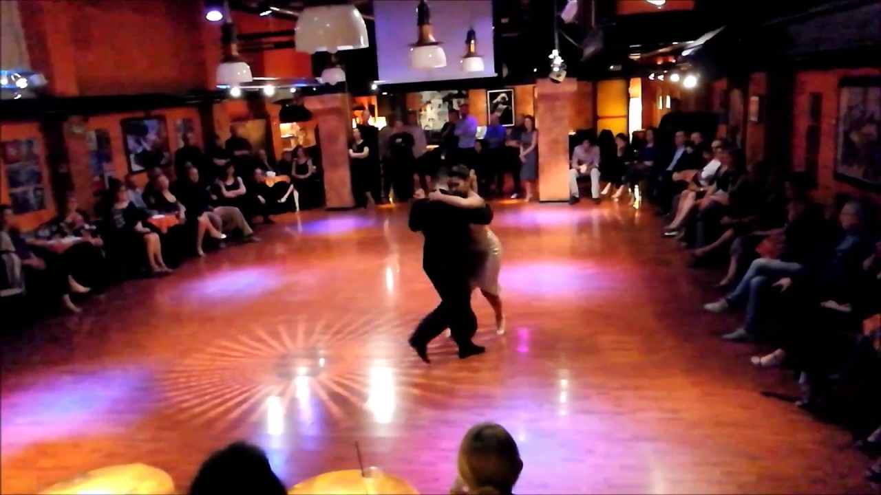 Seba Bolivar y Agustina Paez a La Mariposa_1