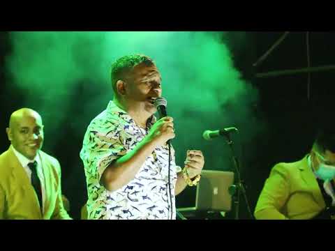 Tony Rosado - Concierto Completo (12° Aniversario Radio Karibeña)