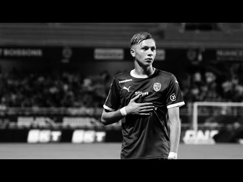Mathys Detourbet vs EA Guingamp 