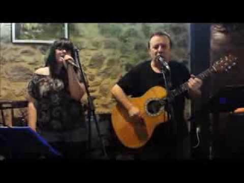 THE MOLLIESS - Blue Suede Shoes (Cover)