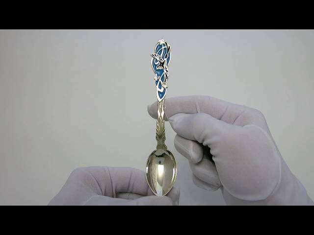 Детская серебряная ложка с ласточкой 37лт Видеообзор