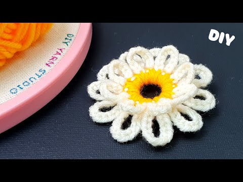 Amazing Woolen Craft Ideas with Finger - Hand Embroidery Wool Flower - Diy Yarn Studio