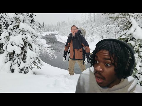 HE TRAVELED 22 Miles (35 km) in a Blizzard Without a Tent... Solo Camping in Survival Shelters