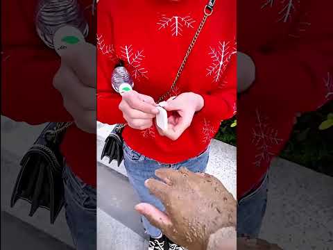 девушка рисует рукой 💯❤️