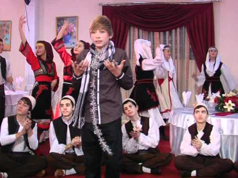 Ergin Iseni 2 ne programin festit ne TV ERA 2012