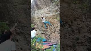 Photo of problem El Camaleón in Tamajón boulder Area