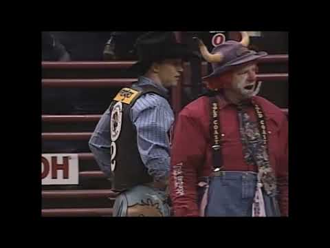 Double Trouble bucks Ty Murray - 00 PBR Cleveland