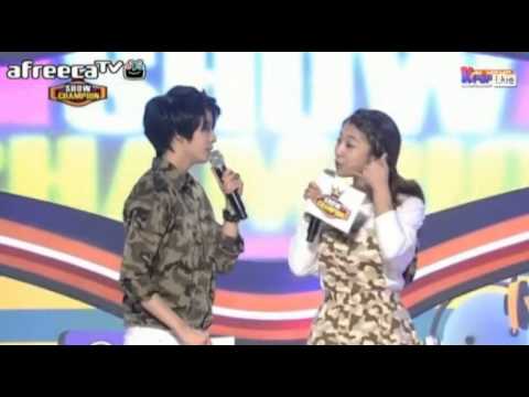130327 MC F(x) Amber Luna cut 2