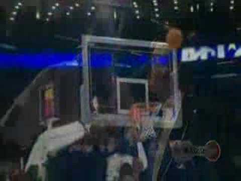 stagehands set up halftime show for nba 2008 all-star game..