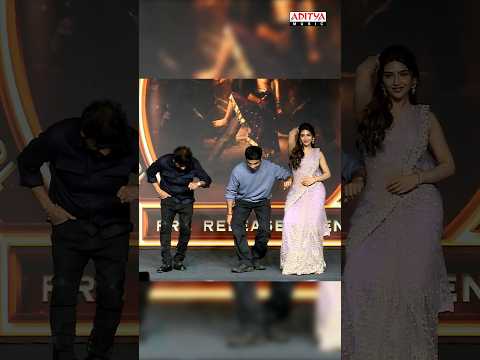 #Kireeti #Sreeleela  #Shiva #RajkumarGaru  Superb Dance On Stage For Viral Vayyari Song