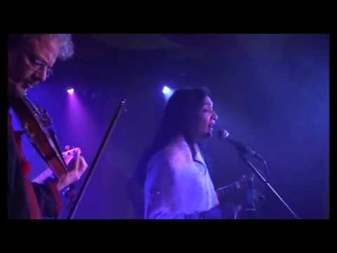 Najma Akhtar sings Black is the Colour at 'The Railway' venue UK