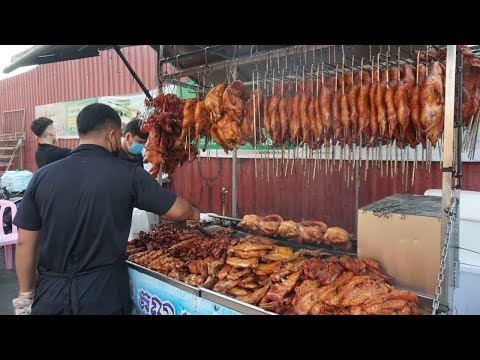 Tola Phsa Kandal Grill Meat & Testy on The Street - Evening Street Food in Phnom Penh City