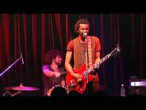 Gary Clark Jr - 3 O'Clock Blues (B.B. King & Eric Clapton cover)  Live 2013