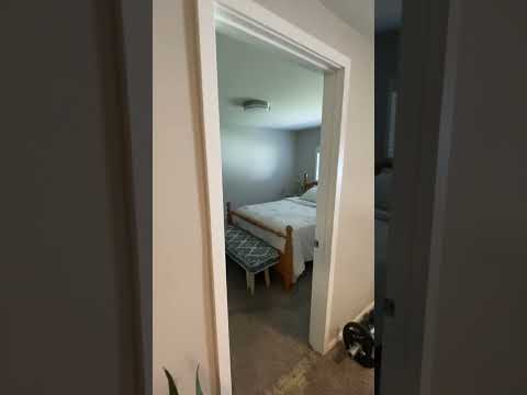 4 bedroom Seatac rambler w/ large yard property video