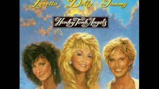 Honky Tonk Angels - Dolly Parton, Loretta Lynn, Tammy Wynette