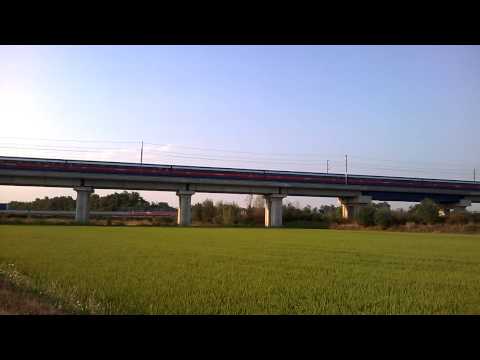 AV 35559 Torino - Roma transita al Bivio Novara Ovest... Che urloooo!!