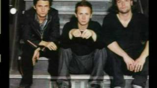 Muse - Burning Bandits [Live]