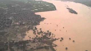 preview picture of video 'Floods in Niamey, Niger'