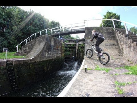 Incredible River Jump