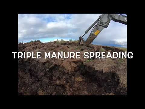 Triple manure spreading