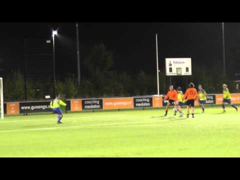 Opjestropdas 17 okt 2013 OSM '75 6 - VV De Meern 9 com 1-3 Peter op lat