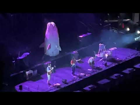 The Beths ~ 07 Expert In A Dying Field ~ 10-06-2023 Live at Climate Pledge Arena in Seattle, WA