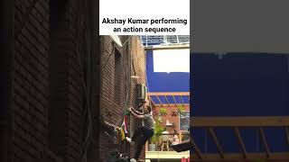 Download lagu Akshay Kumar performing an action sequence for Apollo Rooftuff TV commercial #akshaykumar #akfg mp3