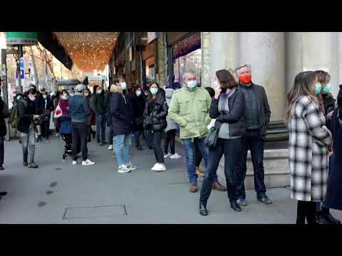 フランス、ロックダウンの緩和を開始 (France starts easing lockdown measures)