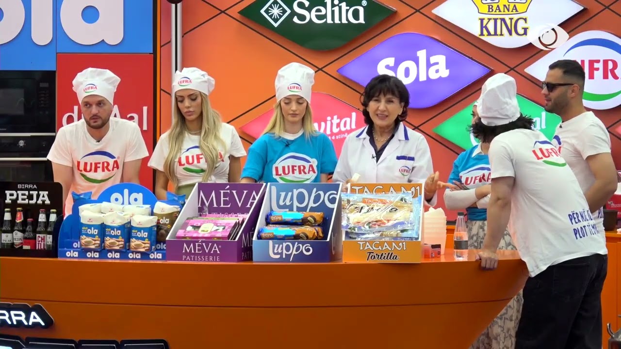 Banorët përgatisin djathë dhe gjalpë me qumësht Lufra