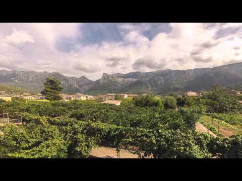 Die Berge rund um Sóller im Zeitraffer (4k Video)