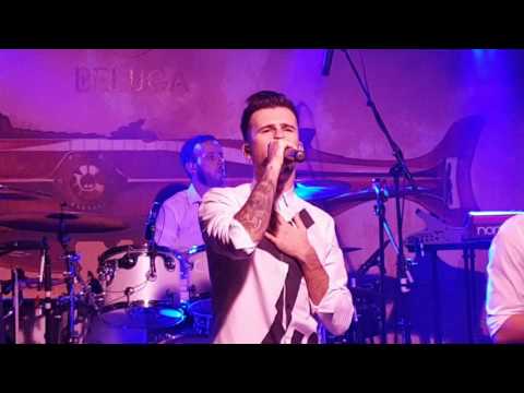 FreeStay - Trebuia să fii tu (Beluga)