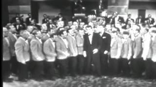 Sometimes I´m Happy - Dean Martin,Jerry Lewis &amp; Norman Luboff Choir , 1955.