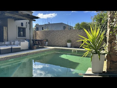 Video de YouTube - Casa en Venta de 3 dormitorios con Piscina y Jardín en Parque Miramar, Canelones