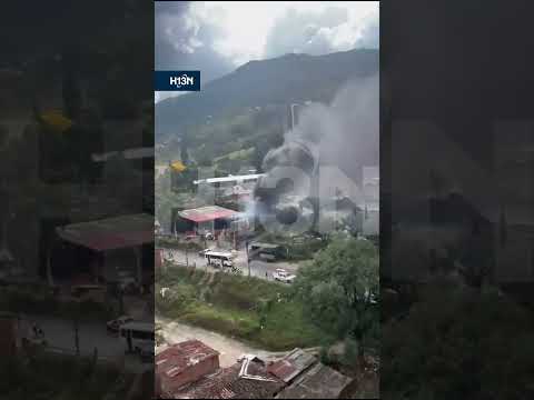 Así fue el incendio en La Estrella: decenas de pipetas estuvieron en riesgo de explosión
