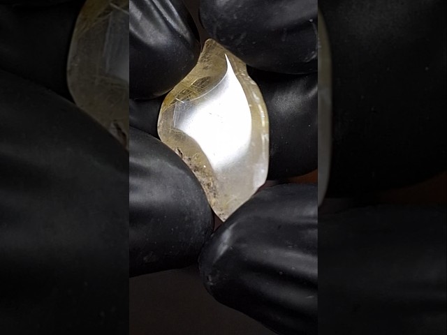 حجر سجنتك كوارتز جولدن روتايل خام طبيعي