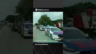 Download lagu Beredar Video Rombongan Presiden Jokowi Menepi Beri Akses Lewat Ambulance di Grobogan mp3