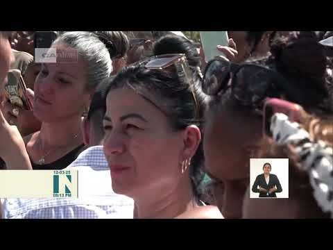 Intercambia presidente cubano con pobladores de Martí y Matanzas