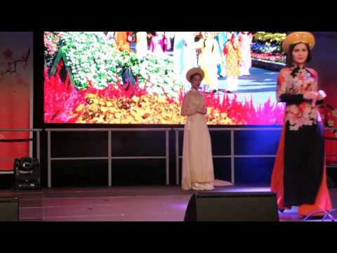 DIỄN THỜI TRANG DO NHÀ MAY VÂN NHUNG THIẾT KẾ