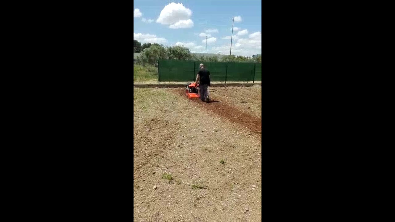 Motocultivador Zeppelin ESMOTOC901Z motor Loncin 270 cc